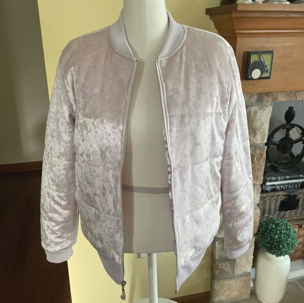 Stunning Light Pink Juicy Couture Bomber Jacket♡ - Picture 2 of 7